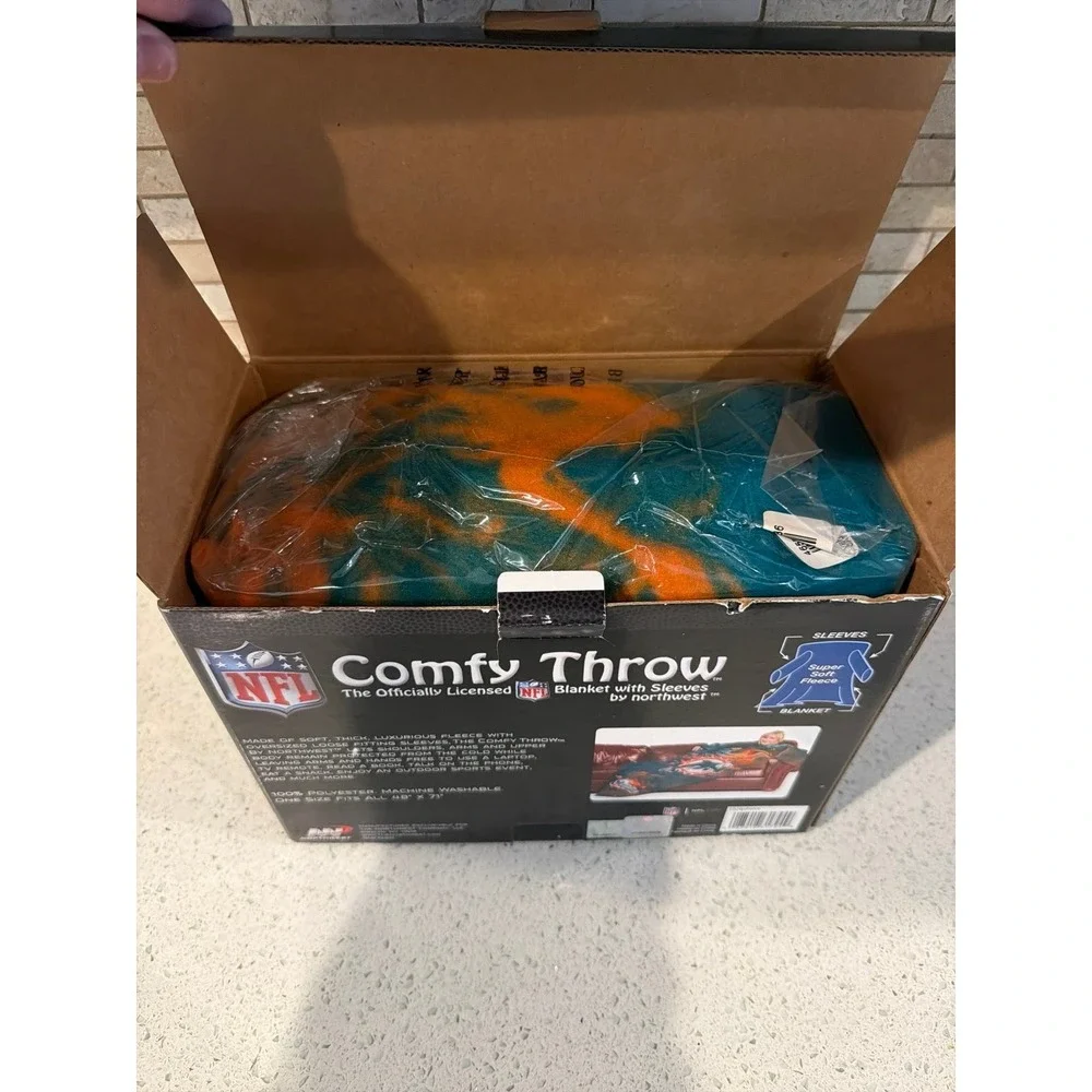 Miami Dolphins NFL Huddler‎ Fleece Throw with Sleeves Northwest